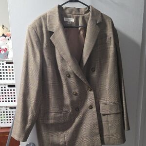 Amanda Smith Brown Plaid Blazer And Panys Suit